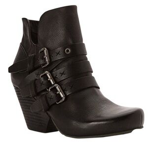 OTBT Lasso Bootie Women's Black Ankle Boots SZ 7.5 Steampunk Leather Edgy Biker